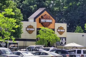 A Harley-Davidson dealer in Chattanooga, Tennessee 01