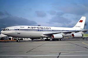 Aeroflot Ilyushin Il-86 at Paris Air Show 1981.jpg
