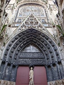 Cathédrale Notre-Dame de Rouen - panoramio - mayatomo (7)