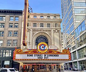 Chicago Theatre, State Street, Chicago, IL (52901368029)
