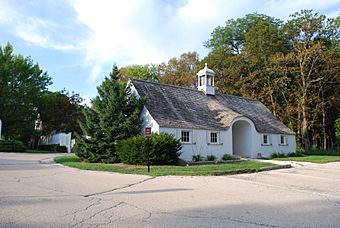 David Adler Estate 1700 N Milwaukee Libertyville,IL.JPG