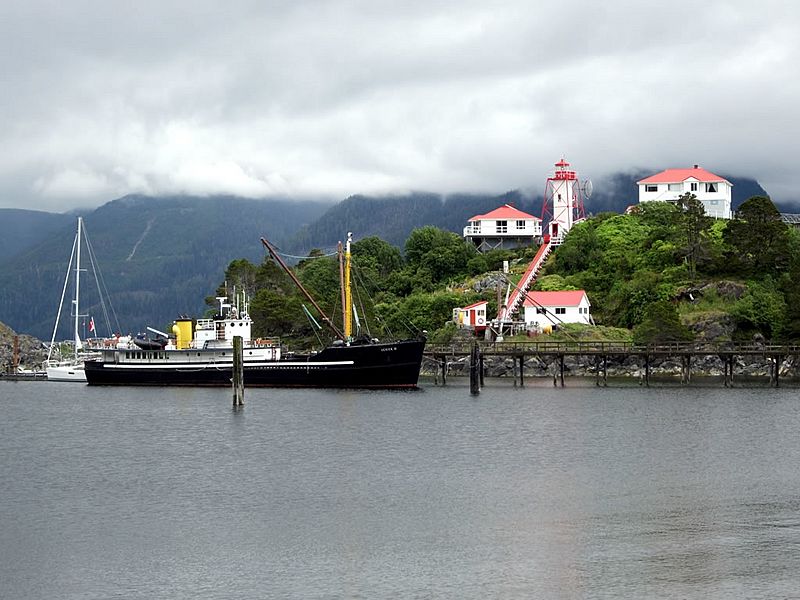 Friendly Cove (7462038618)