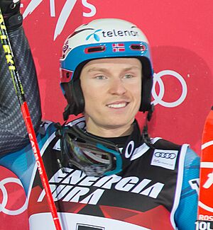 Henrik Kristoffersen (NOR) 2017.jpg