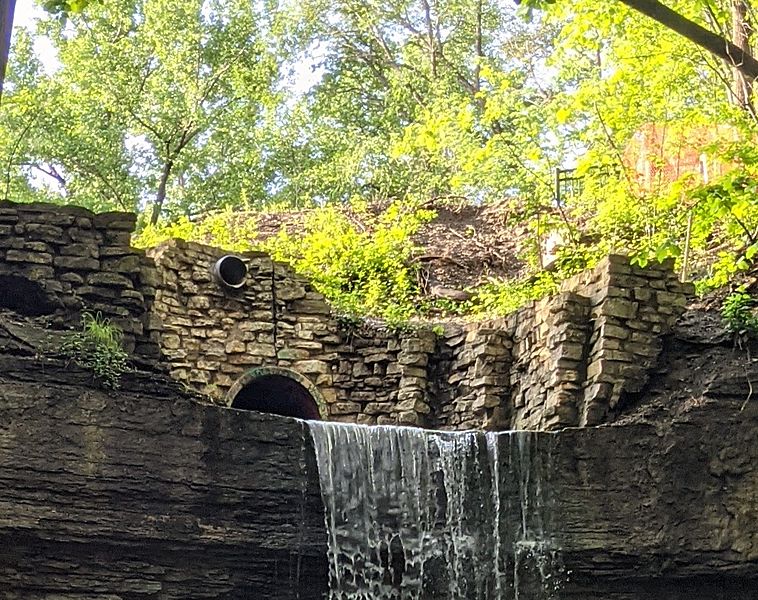 Hidden falls opening closeup