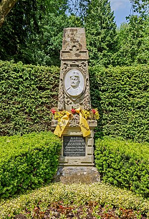 Karl von Drais tomb Karlsruhe 01