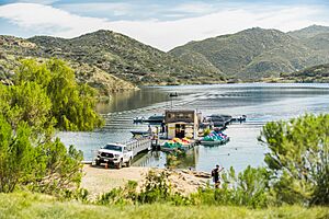 Mark Skovorodko Photography - Dixon Lake Boating Escondido