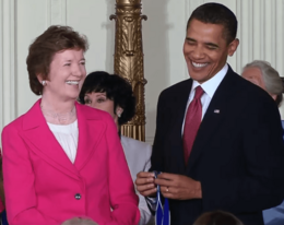 Mary Robinson recieves the Presidential Medal of Freedom 2009 (cropped)