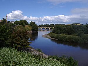 River Tweed at Coldstream - geograph.org.uk - 1971632.jpg
