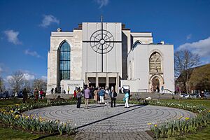 Saint Mark's Episcopal Cathedral, Seattle, WA.jpg