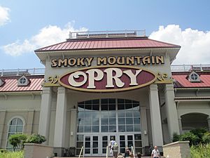 Smoky Mountain Opry (Pigeon Forge, TN) IMG 5009