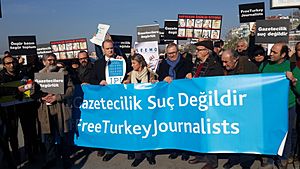 Turkish journalists protesting imprisonment of their colleagues in 2016