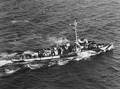 USS Evarts (DE-5) underway on 19 August 1944 (NH 107099)