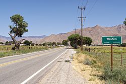 Weldon, California SR 178 sign 2016-08-13.jpg