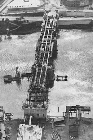 Aerial view of the William Jolly Bridge during construction, Brisbane, 1931 (3988609433)