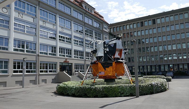 Apollo Lunar Module replica-Omega Headquarters-Biel-Bienne-01