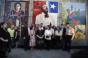 Bachelet en la inauguración del Mural sobre Orlando Letelier