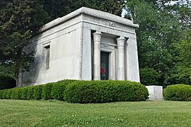 Bettendorf mausoleum
