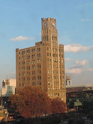 Clock tower 29-27 41st Ave, Queens Plaza jeh