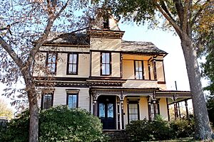 DouglasHouse3