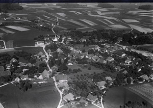 ETH-BIB-Jegenstorf aus 300 m-Inlandflüge-LBS MH01-004296