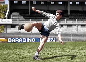 Gianni Rivera in training with US Alessandria