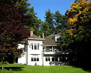 Goward House backyard. READ INFO IN PANORAMIO-COMMENTS - panoramio