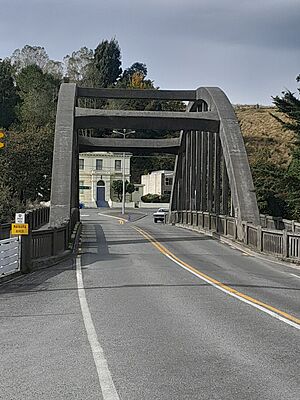 Mataura bridge 27