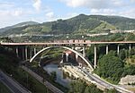 Miraflores Bridge, Bilbao, July 2010 (01).JPG