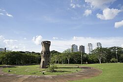 Monumento ao Povos Indígenas