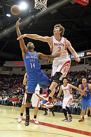 Omer Asik blockshot