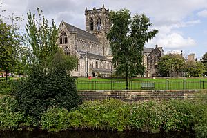 Paisley Abbey from the west with White Cart Water