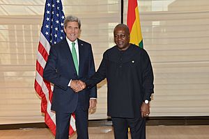 Secretary Kerry Meets With Ghanaian President Mahama (9942939153)