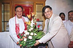 Shri Sunil Dutt assumes the charge of the Union Minister of Youth Affairs and Sports in New Delhi on May 25, 2004