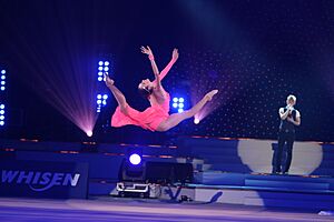 Son Yeon-Jae at LG WHISEN Rhythmic All Stars 2011 (106)