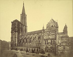 Strasbourg Cathedral. South Façade (3485997959)