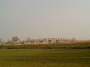 Streefkerk, fietsbrug in polderlandschap 2007-03-15 14.05