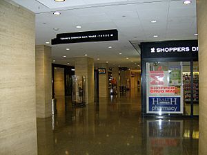 TDCenter shopping concourse near Canoe elevators