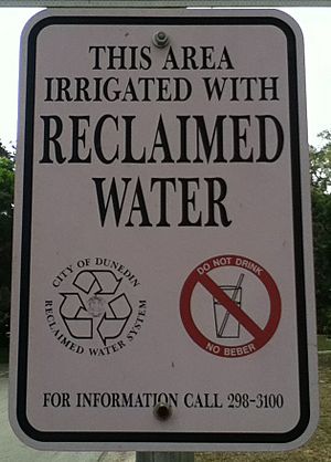 14 06 28 Reclaimed Water Sign Dunedin FL 01