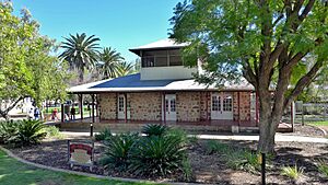 Adelaide House, Alice Springs, 2015