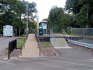 Beacon Falls station from the parking lot, September 2018