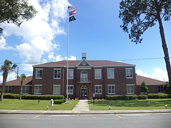 Brantley County Courthouse (North face).JPG