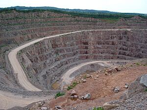Buddon Quarry, Mountsorrel - geograph.org.uk - 226329