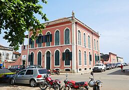 Casa da Cultura à São Tomé (4)