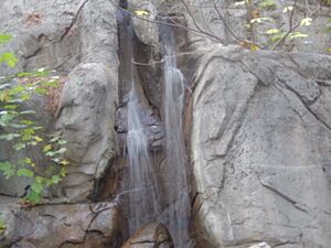 Cascade at Autry Center, Griffith Park DSCN0128