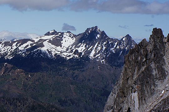 Cashmere Mountain from Aasgard Pass