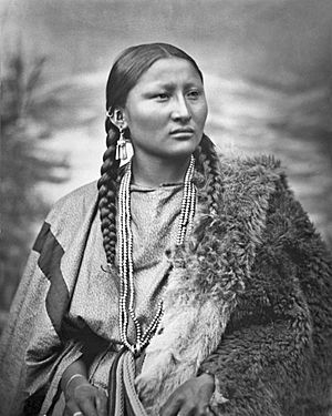 Cheyenne woman Pretty Nose, 1879, restored