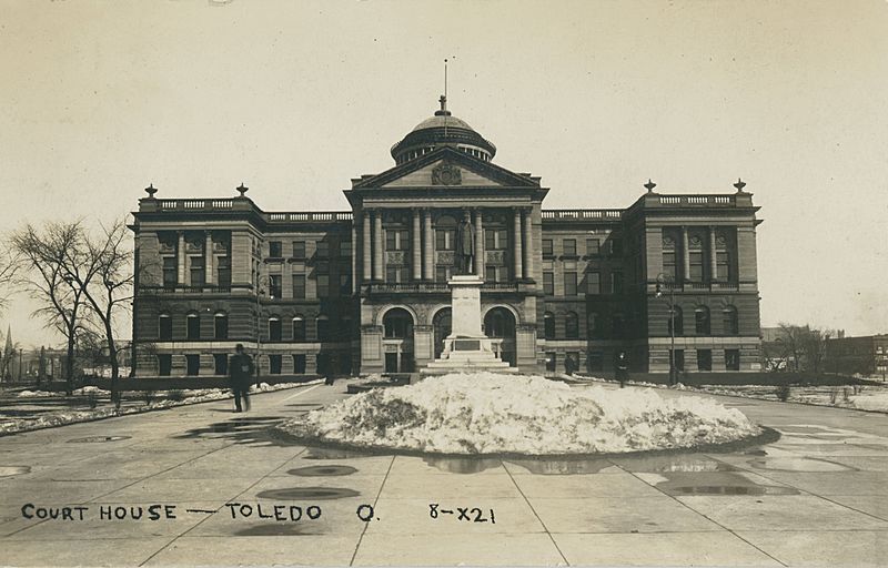 Image Court House Toledo, O. DPLA