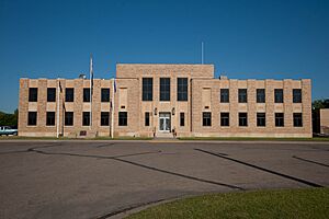Emmons County Courthouse 2009