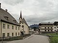 Fieberbrunn, Katholische Pfarrkirche in straatzicht1 foto2 2012-08-07 16.59