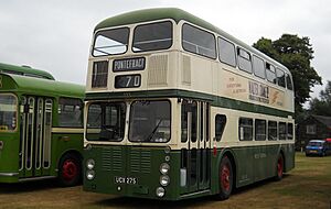 Guy Wulfrunian UCX275